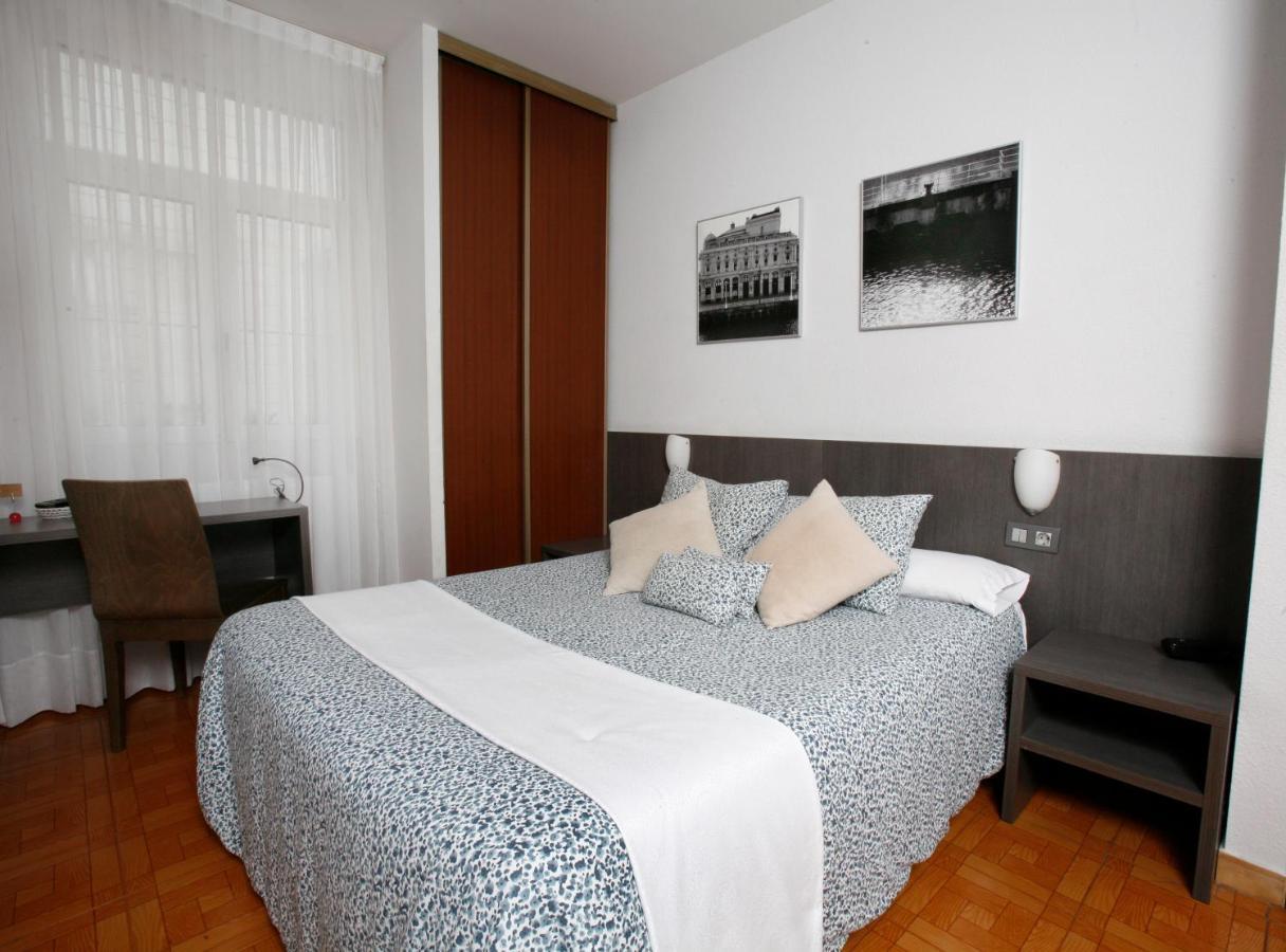 Hotel Ripa Bilbao Exteriör bild